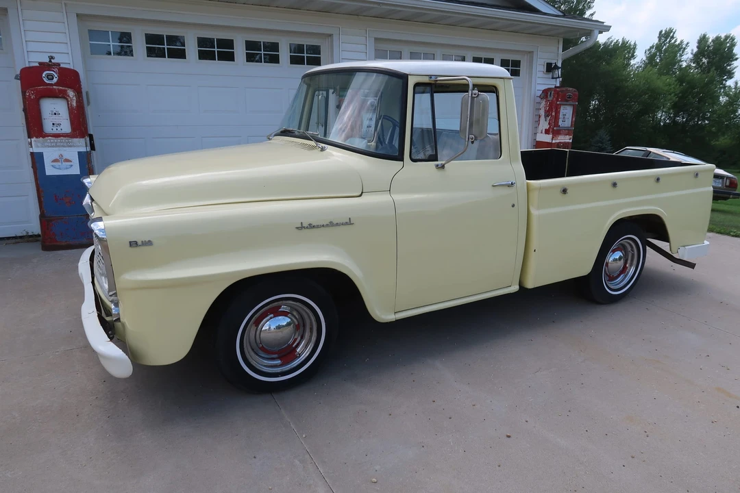 1960 International Harvester Pickup - Image 4 of 31