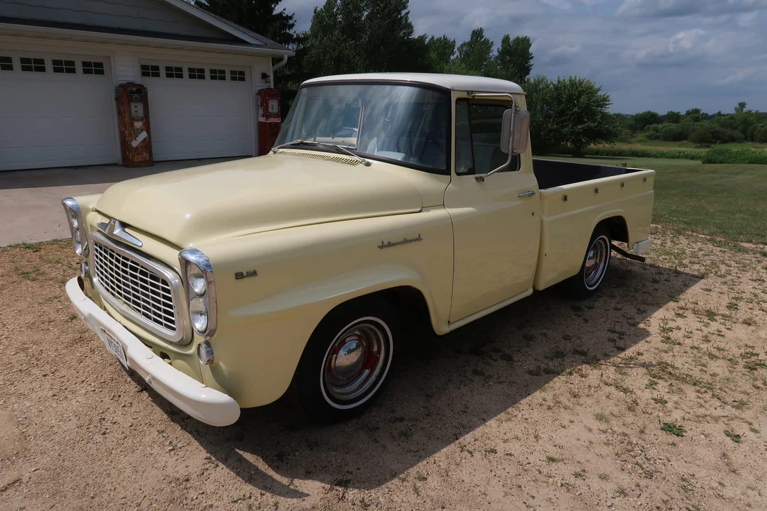 1960 International Harvester Pickup - Image 3 of 31