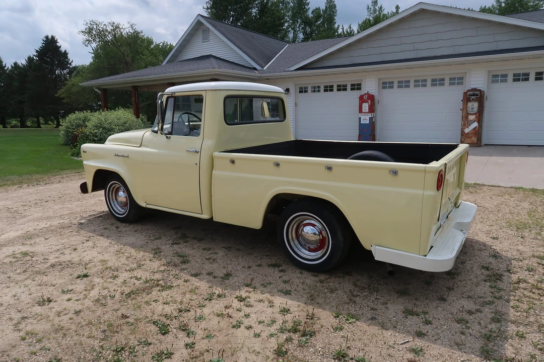 1960 International Harvester Pickup - Image 9 of 31