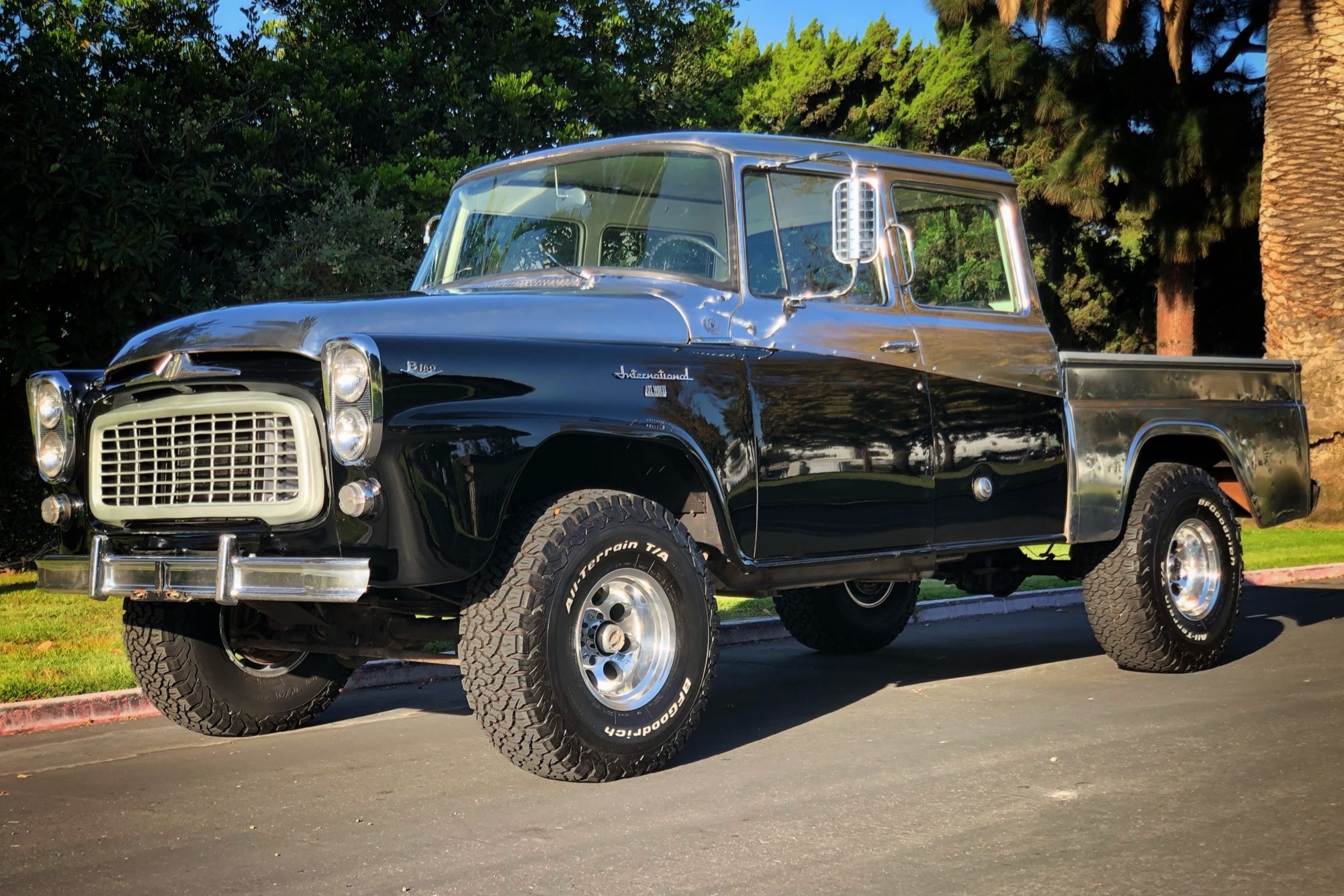 1960 International Harvester B-120 Travelette 4×4