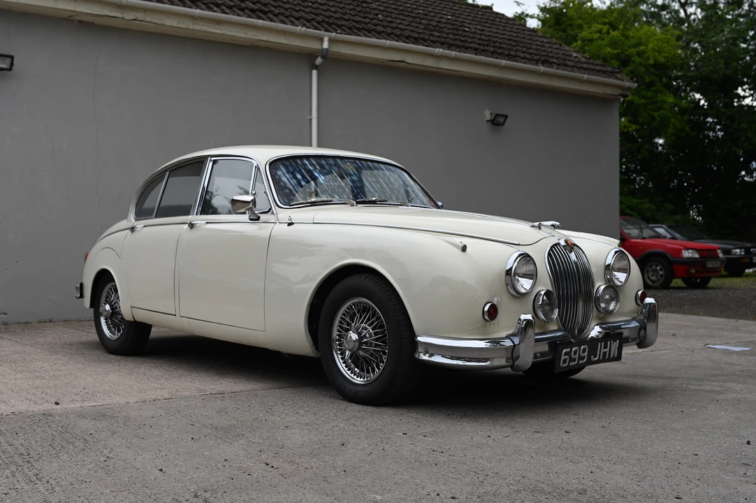 1960 Jaguar Mark II - Image 2 of 2