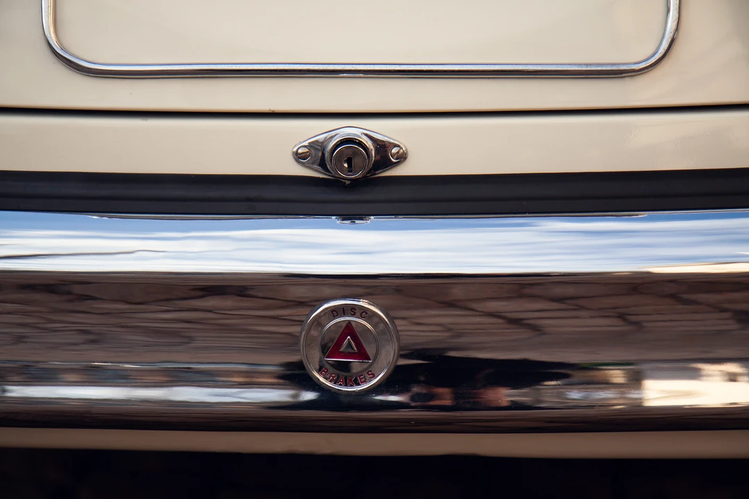 1960 Jaguar Mark II - Image 23 of 31
