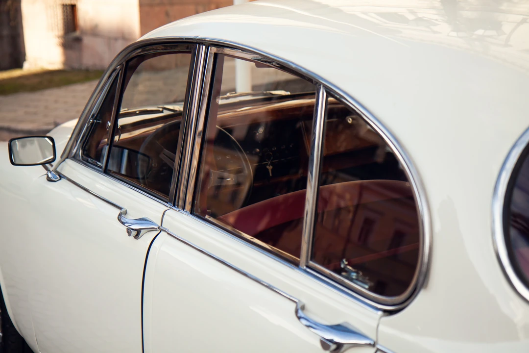 1960 Jaguar Mark II - Image 25 of 31