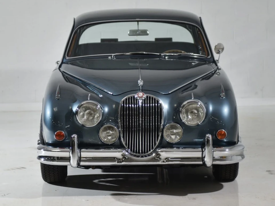1960 Jaguar Mark II - Image 2 of 31