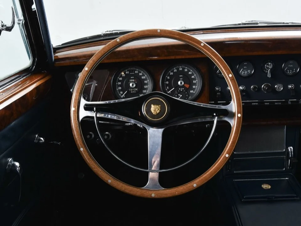 1960 Jaguar Mark II - Image 20 of 31