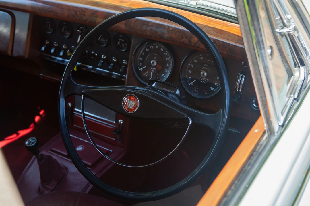 1960 Jaguar Mark II - Image 17 of 29