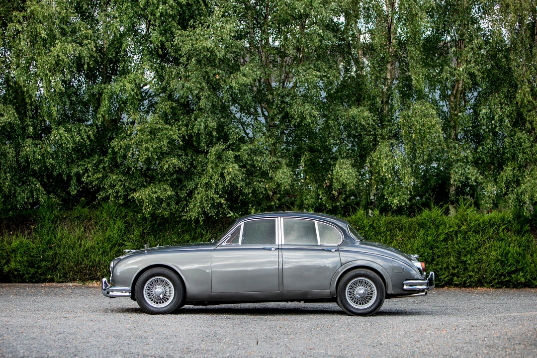 1960 Jaguar Mark II - Image 2 of 18