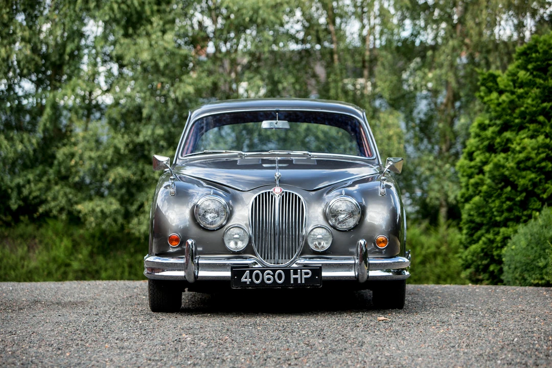 1960 Jaguar Mark II - Image 11 of 18