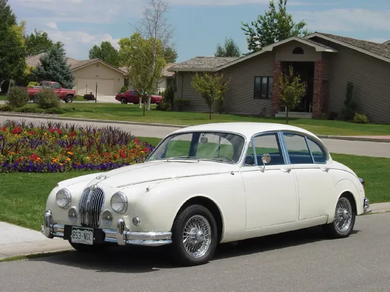 1960 Jaguar Mark II - Image 2 of 2