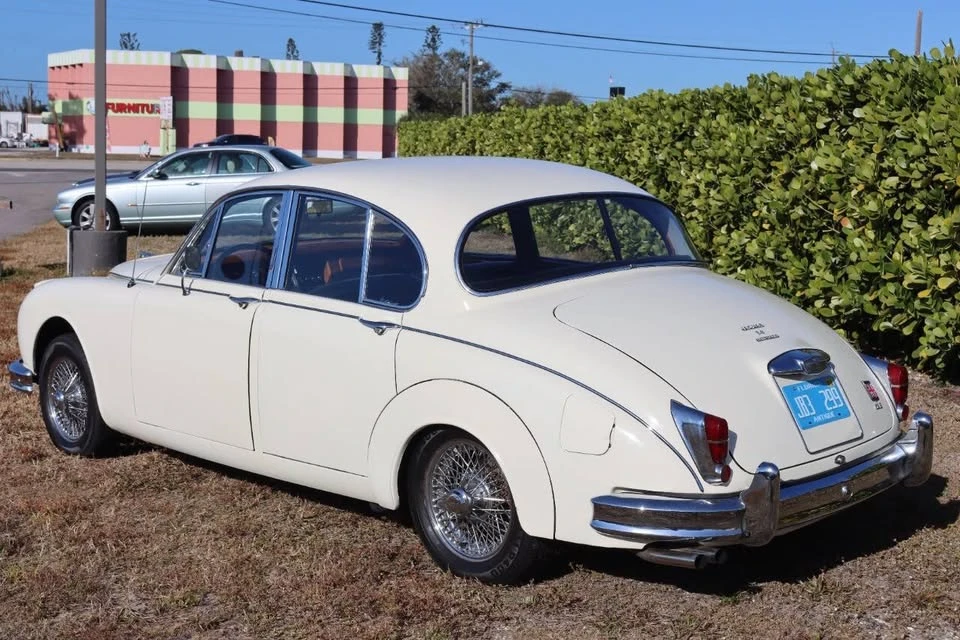 1960 Jaguar Mark II - Image 5 of 20