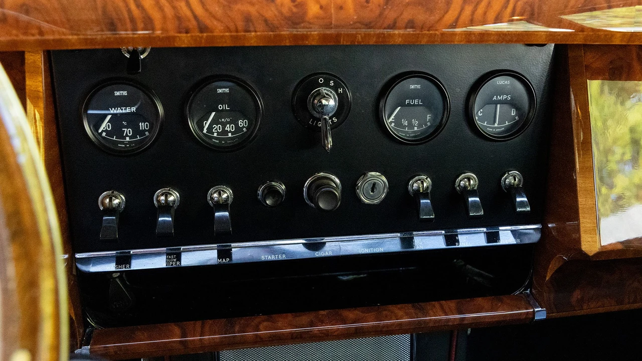 1960 Jaguar Mark II - Image 30 of 31