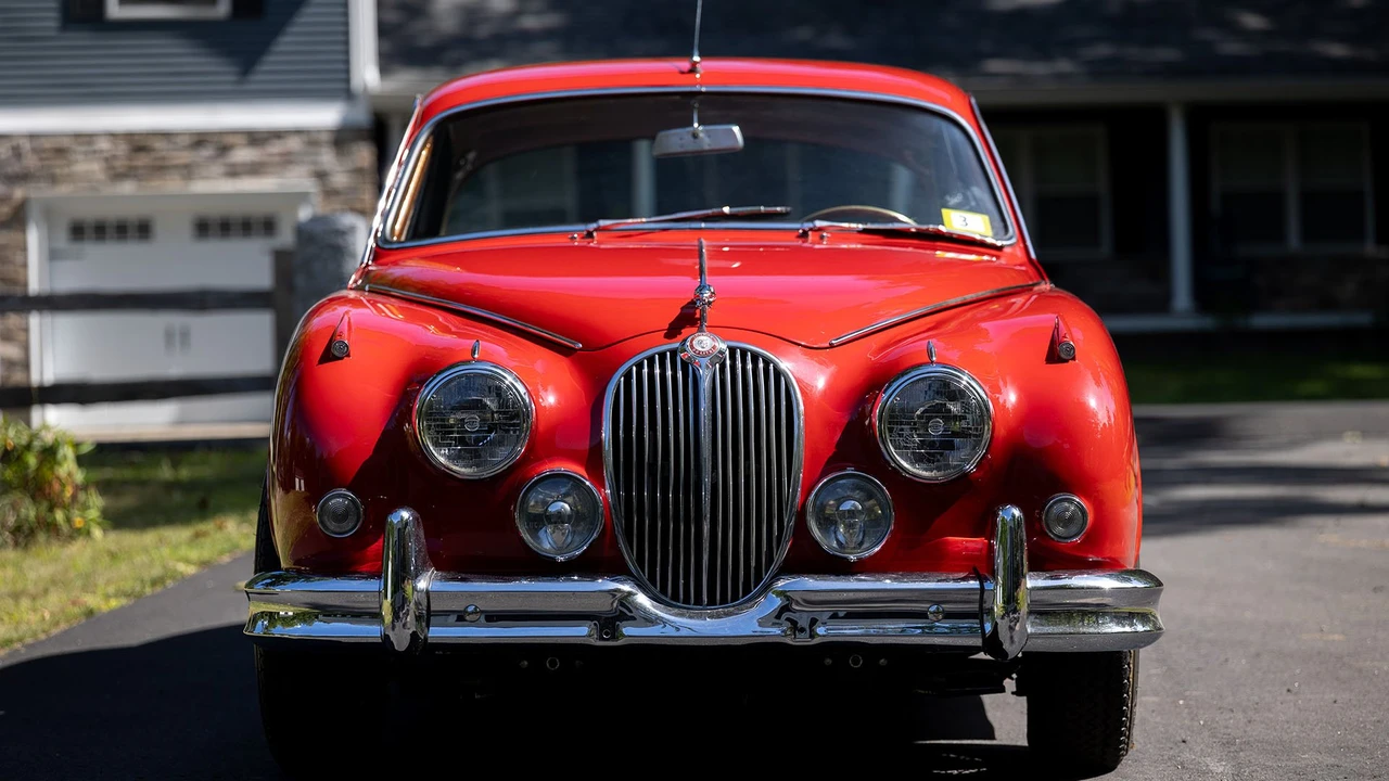 1960 Jaguar Mark II - Image 9 of 31
