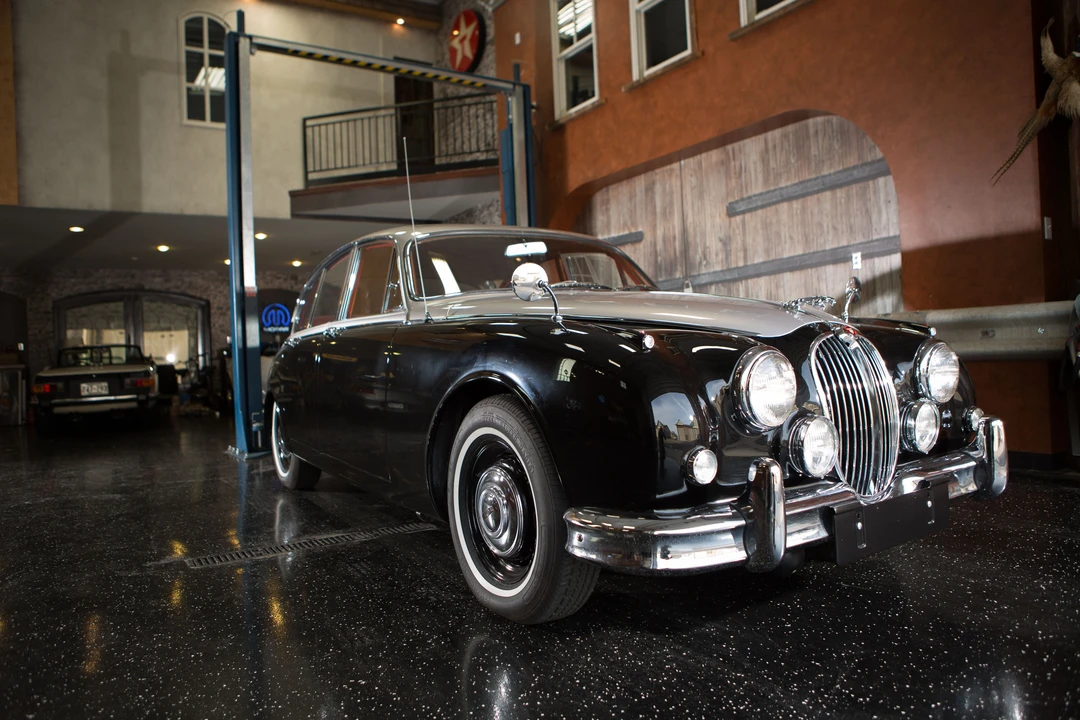 1960 Jaguar Mark II - Image 17 of 19
