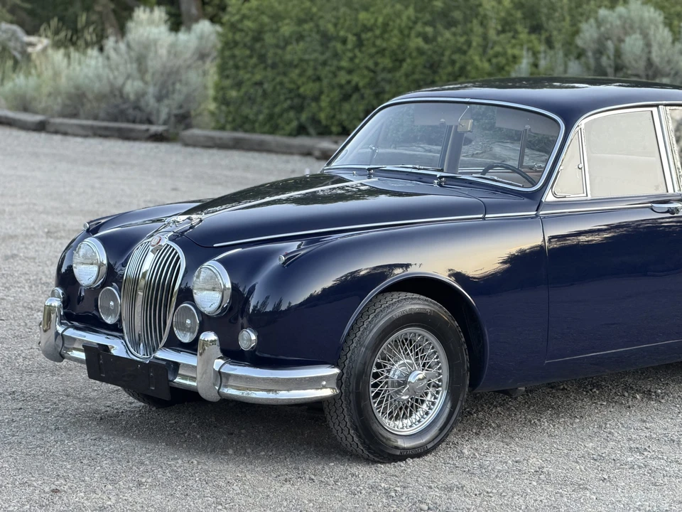 1960 Jaguar - Image 11 of 31