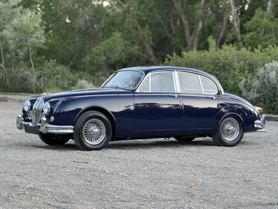 1960 Jaguar - Image 10 of 31