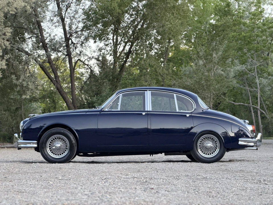 1960 Jaguar - Image 9 of 31