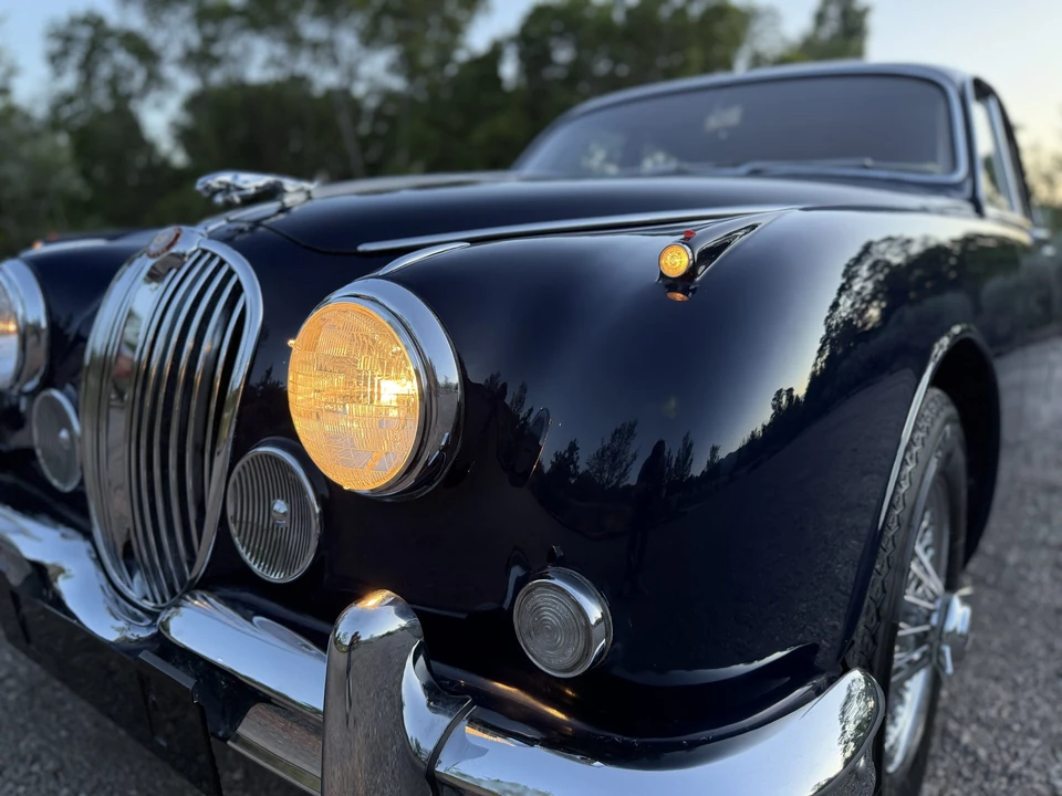 1960 Jaguar - Image 15 of 31