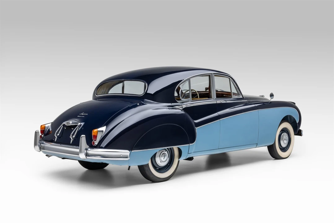 1960 Jaguar Mark VII & VIII & IX - Image 12 of 31
