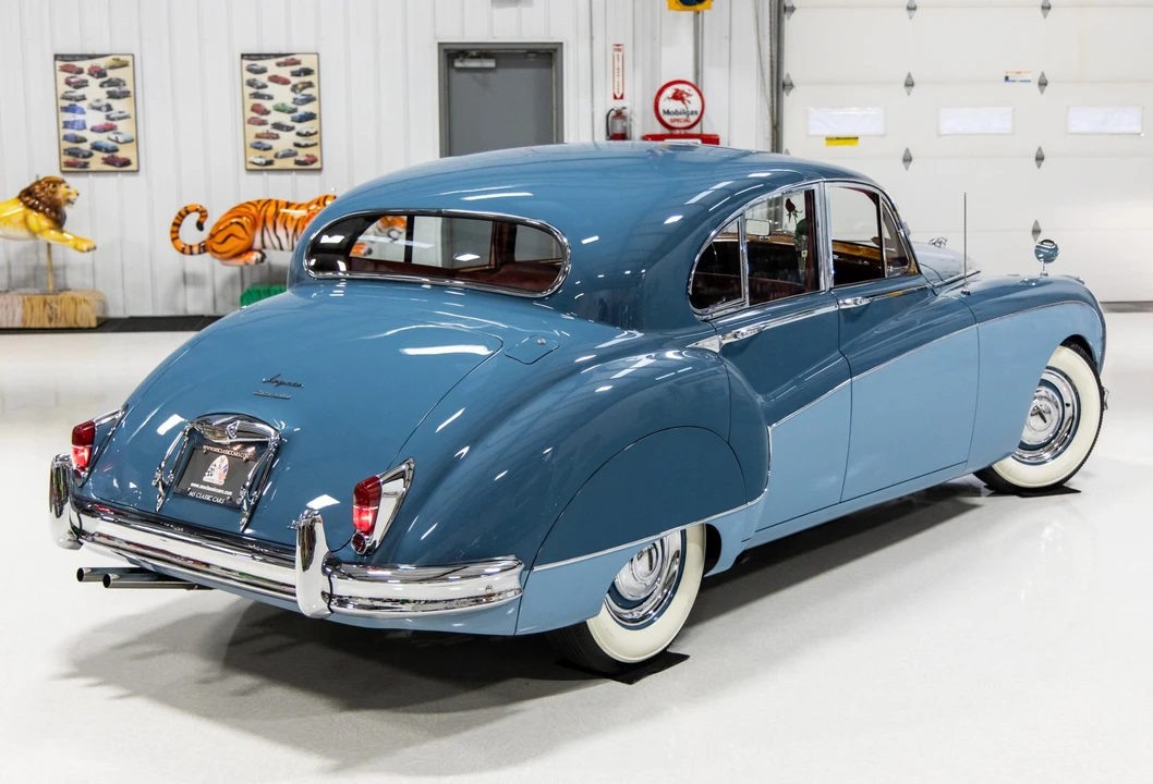 1960 Jaguar Mark VII & VIII & IX - Image 5 of 31