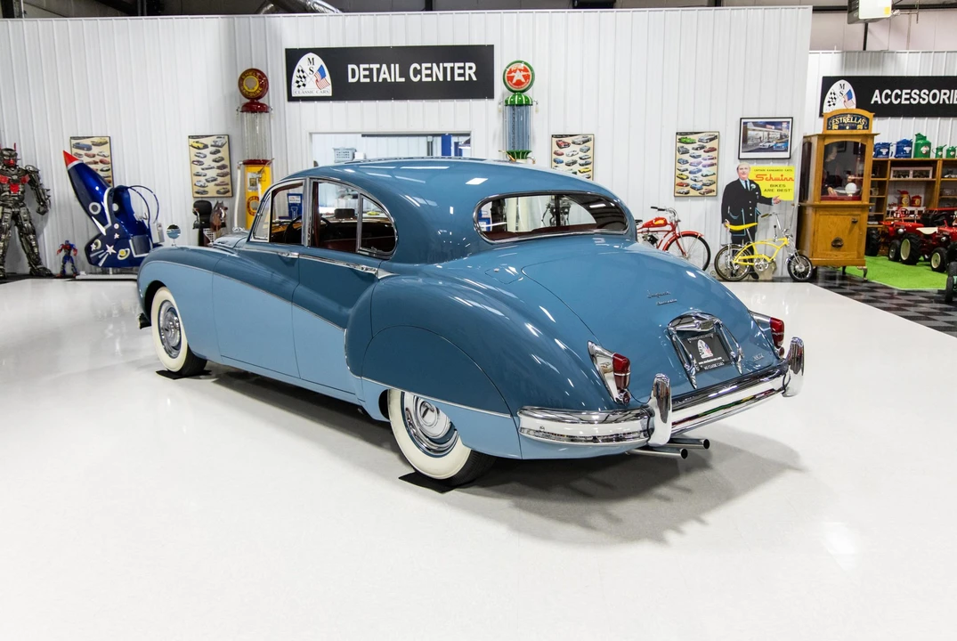 1960 Jaguar Mark VII & VIII & IX - Image 25 of 31