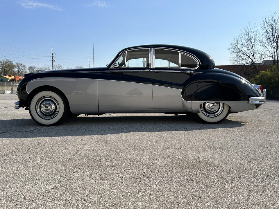 1960 Jaguar Mark VII & VIII & IX - Image 22 of 31