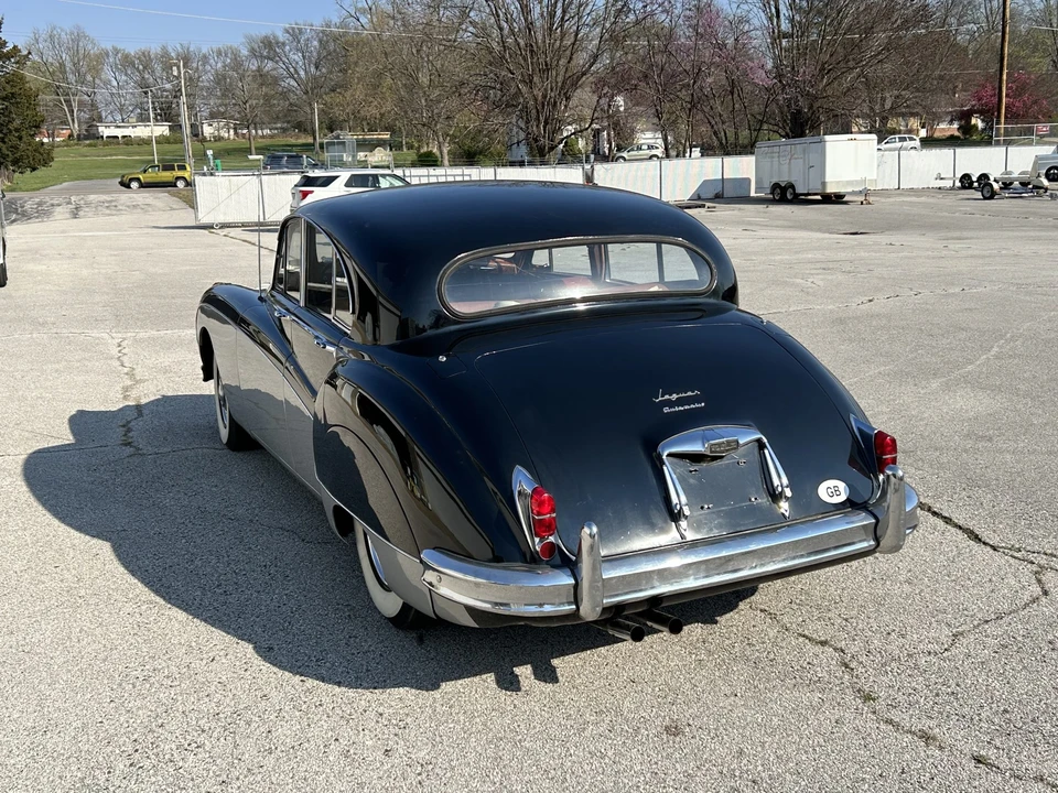 1960 Jaguar Mark VII & VIII & IX - Image 19 of 31