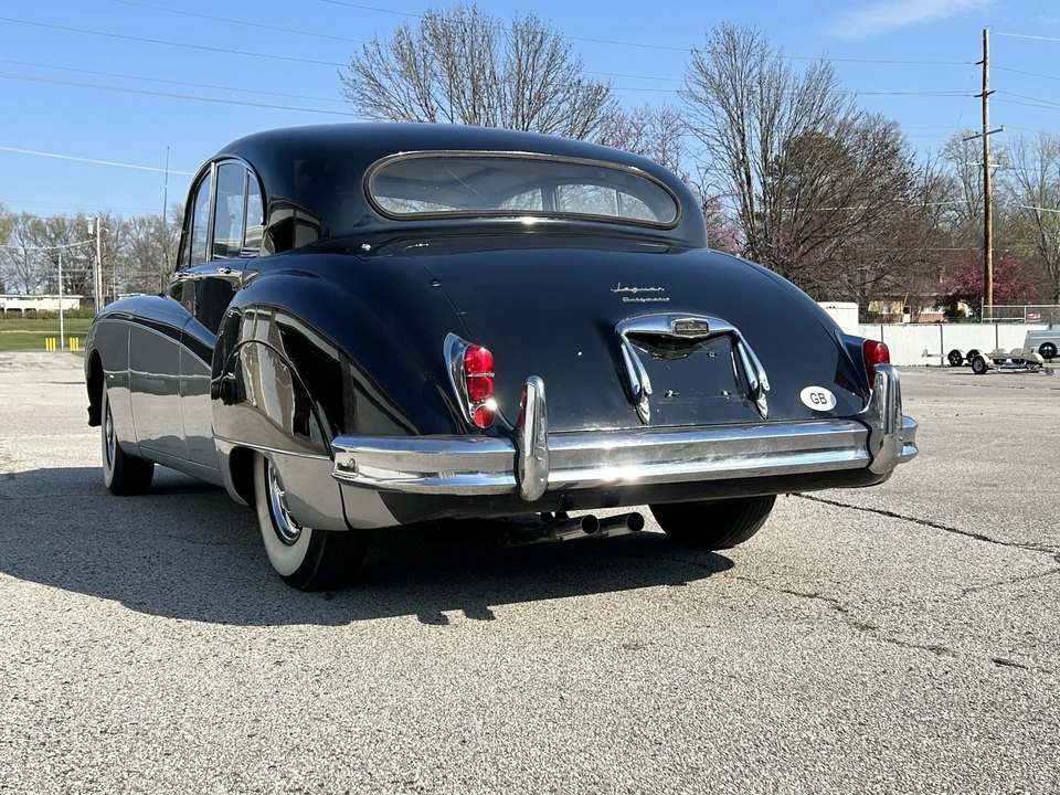 1960 Jaguar Mark VII & VIII & IX - Image 18 of 31