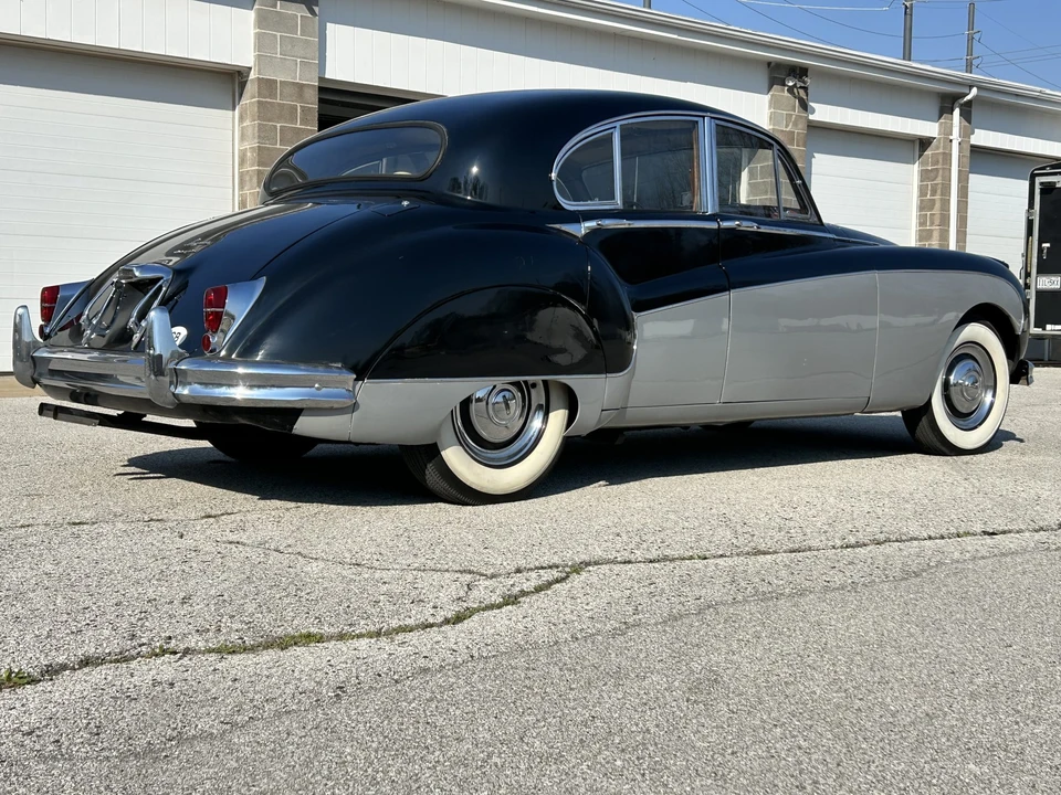 1960 Jaguar Mark VII & VIII & IX - Image 13 of 31