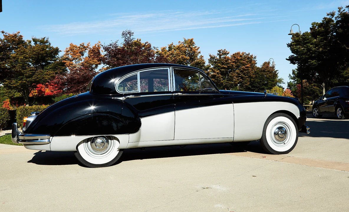 1960 Jaguar Mark VII & VIII & IX - Image 17 of 31