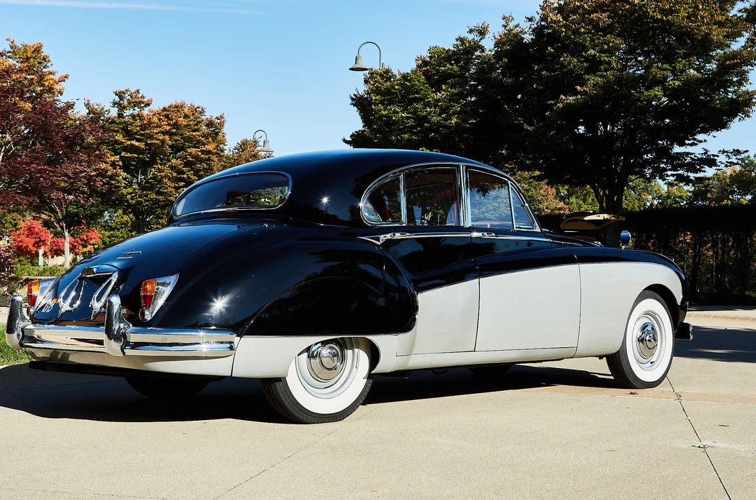 1960 Jaguar Mark VII & VIII & IX - Image 18 of 31