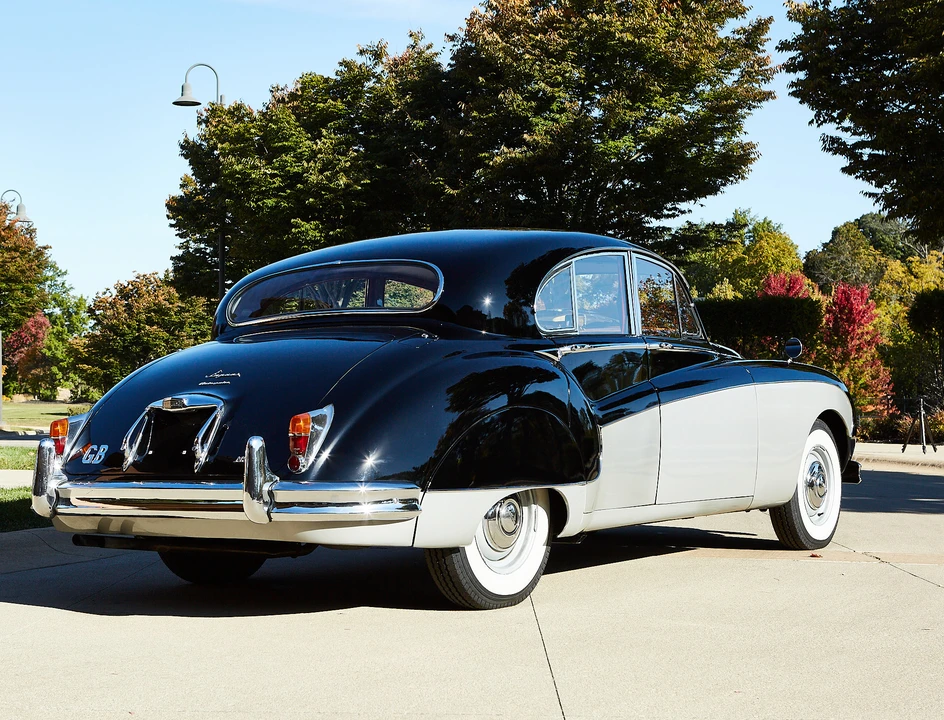 1960 Jaguar Mark VII & VIII & IX - Image 19 of 31