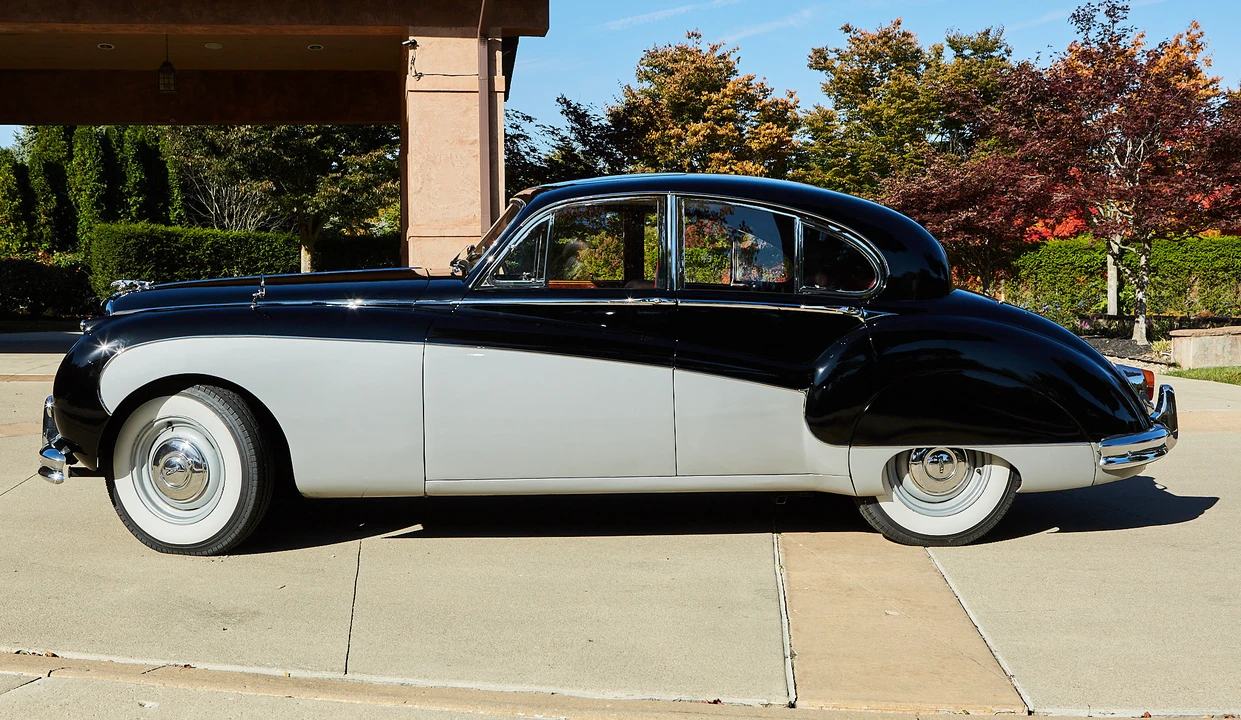 1960 Jaguar Mark VII & VIII & IX - Image 31 of 31