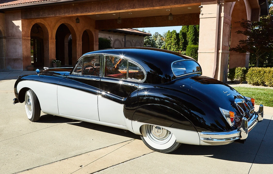 1960 Jaguar Mark VII & VIII & IX - Image 28 of 31