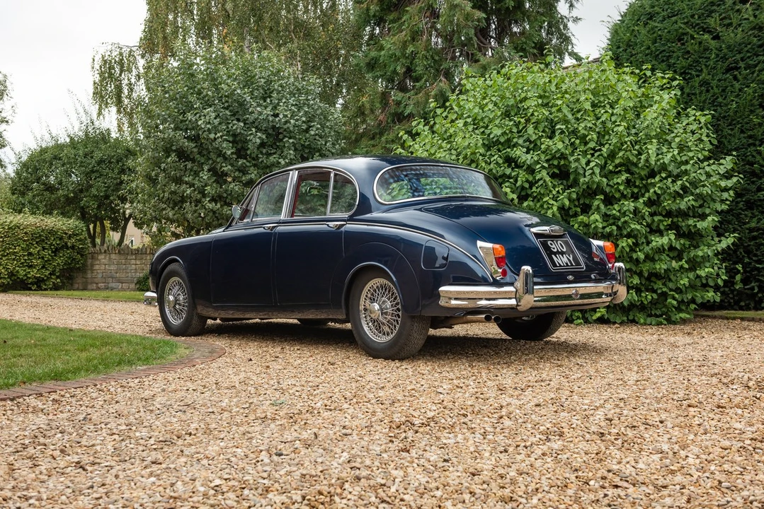 1960 Jaguar Mark II - Image 7 of 30