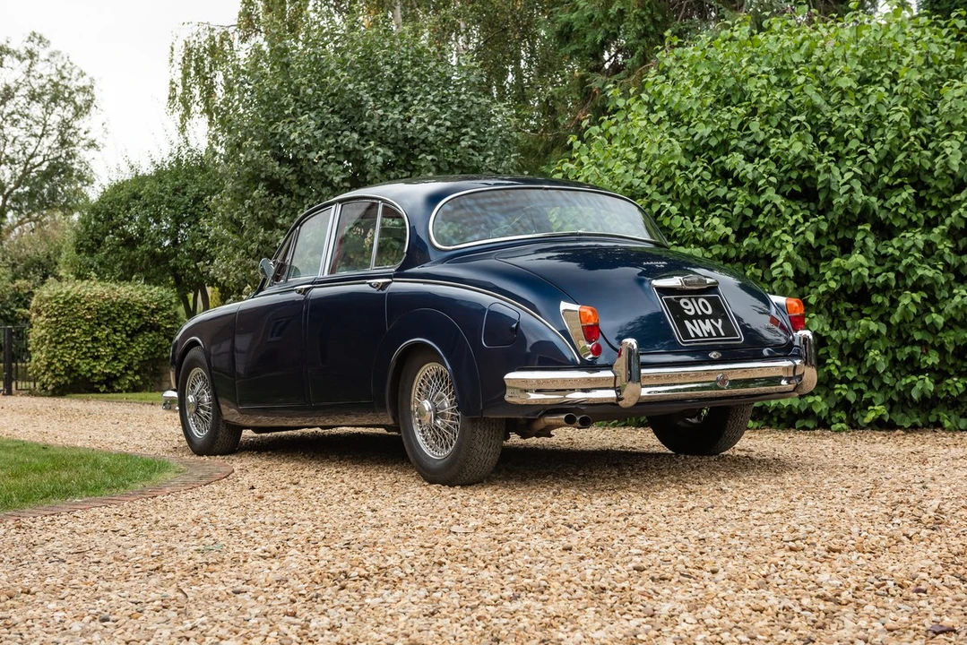 1960 Jaguar Mark II - Image 10 of 30