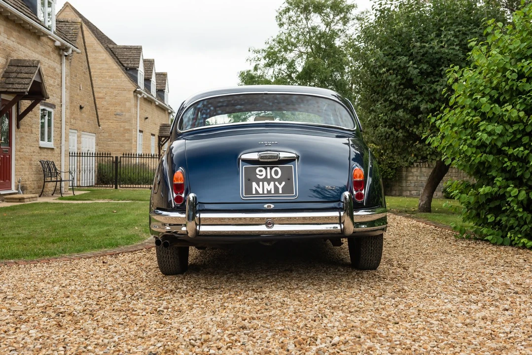 1960 Jaguar Mark II - Image 8 of 30