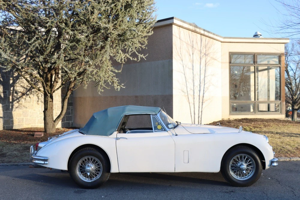 1960 Jaguar XK150 - Image 3 of 8