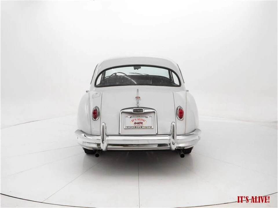 1960 Jaguar XK150 - Image 6 of 31