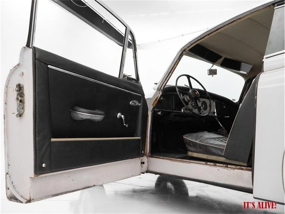 1960 Jaguar XK150 - Image 22 of 31
