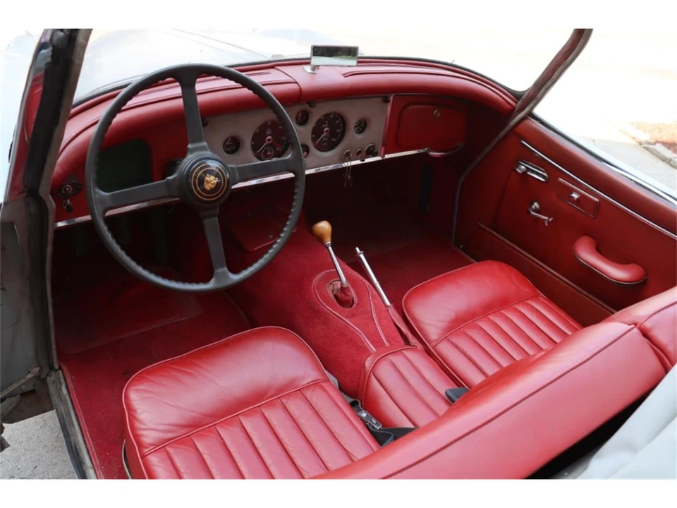 1960 Jaguar XK150 - Image 6 of 7