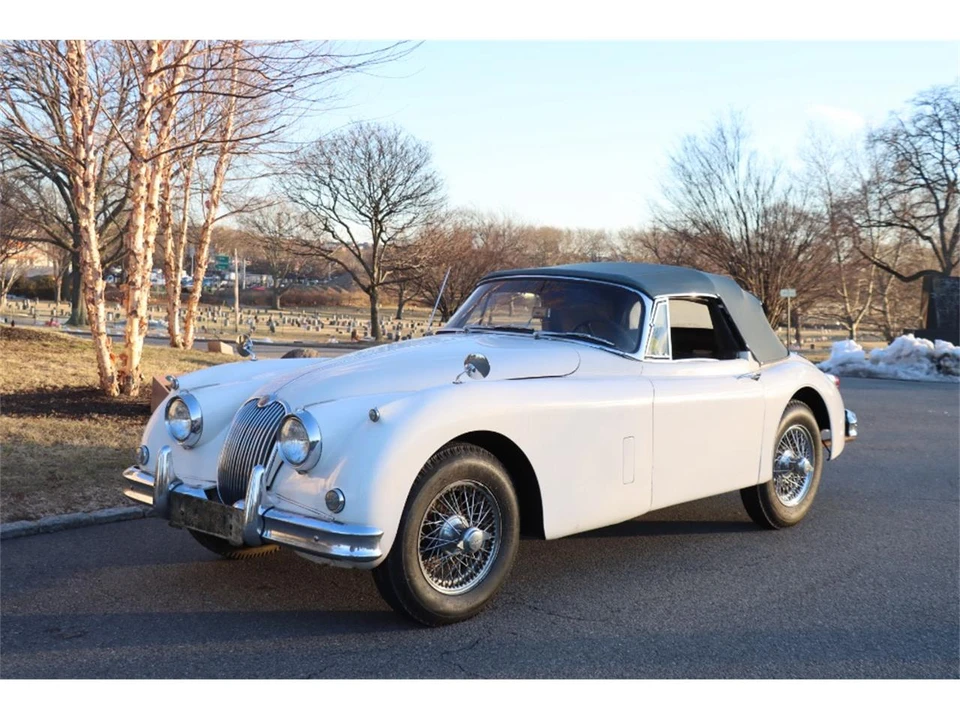 1960 Jaguar XK150 - Image 2 of 8
