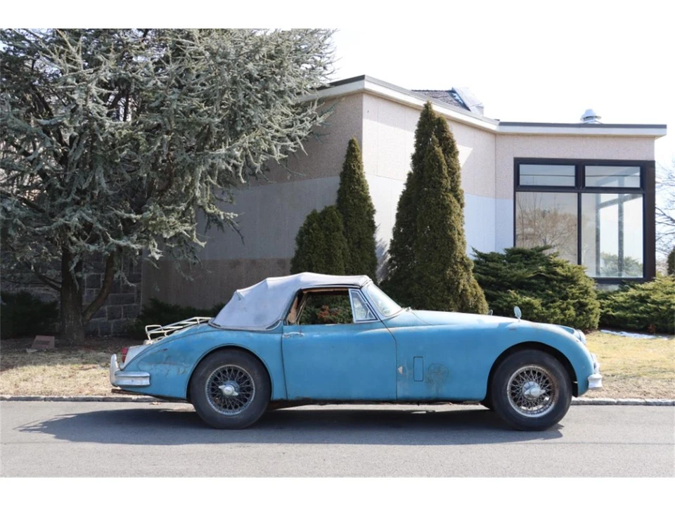 1960 Jaguar XK150 - Image 3 of 8