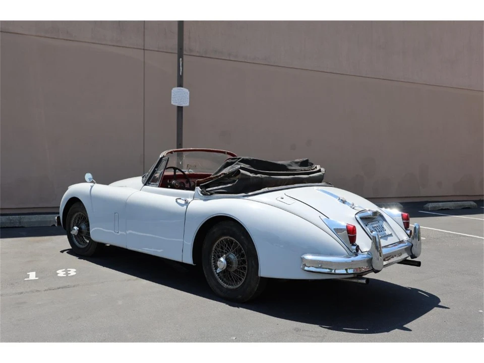 1960 Jaguar XK150 - Image 5 of 7