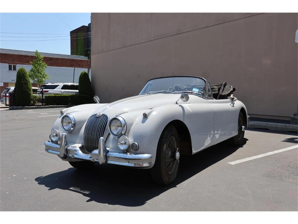 1960 Jaguar XK150 - Image 2 of 7