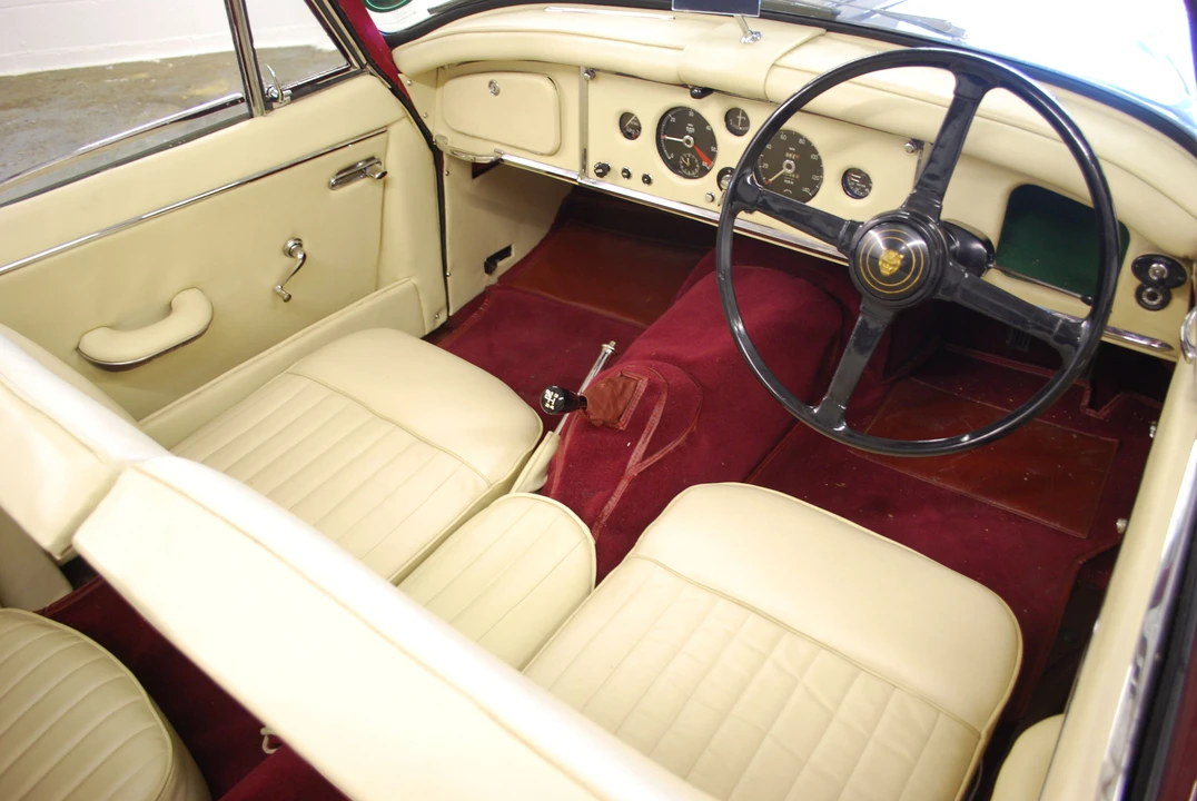 1960 Jaguar XK150 DHC Drophead - Image 4 of 4