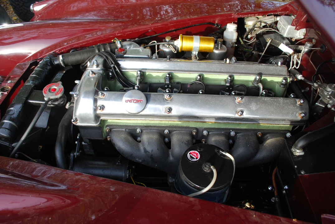 1960 Jaguar XK150 DHC Drophead - Image 3 of 4