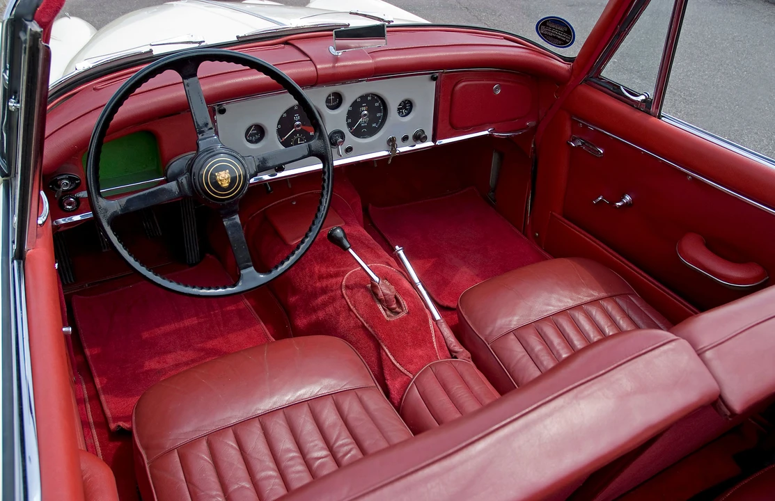 1960 Jaguar XK150 DHC Drophead - Image 4 of 7