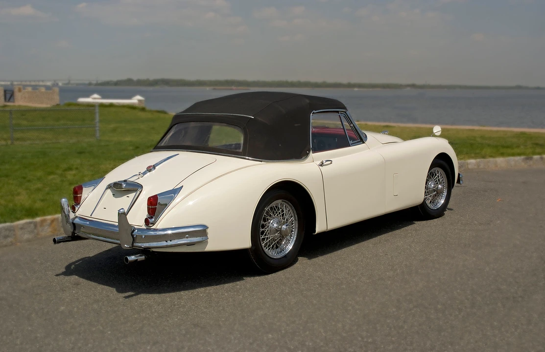 1960 Jaguar XK150 DHC Drophead - Image 5 of 7