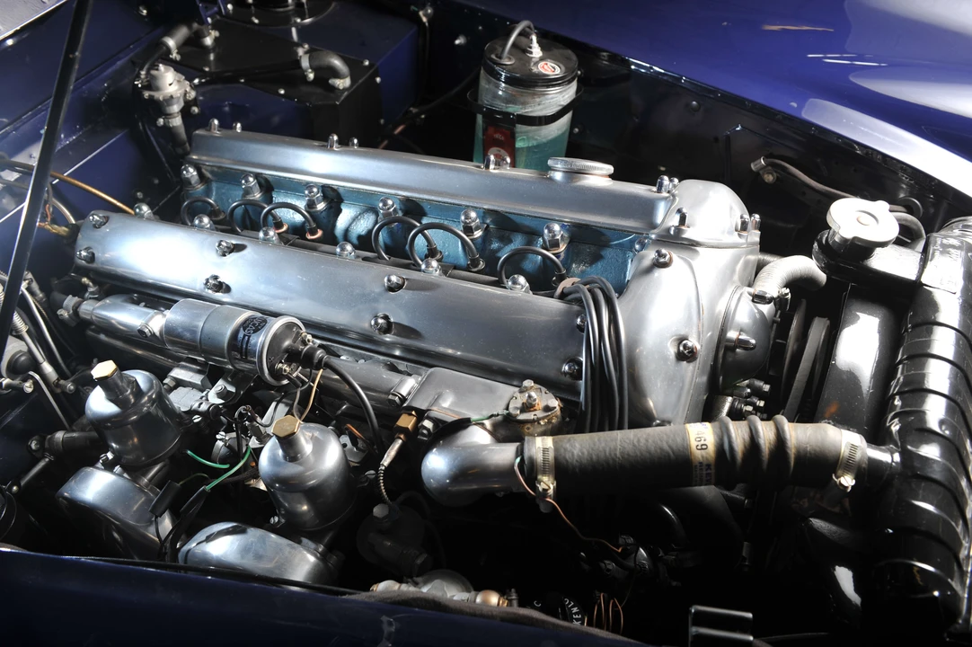 1960 Jaguar XK150 DHC Drophead - Image 2 of 7