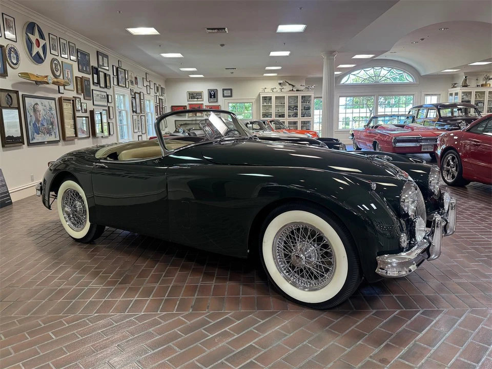 1960 Jaguar XK150 - Image 2 of 31